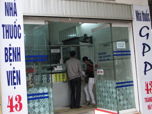 Nhiều hành vi bị cấm trong kinh doanh thuốc